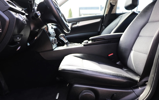 Mercedes-Benz Klasa C cena 36900 przebieg: 231000, rok produkcji 2008 z Borek Wielkopolski małe 379